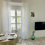 Modern Apartment In The City Centre, La Alameda